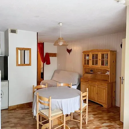 A / 35 M² / Piscine.