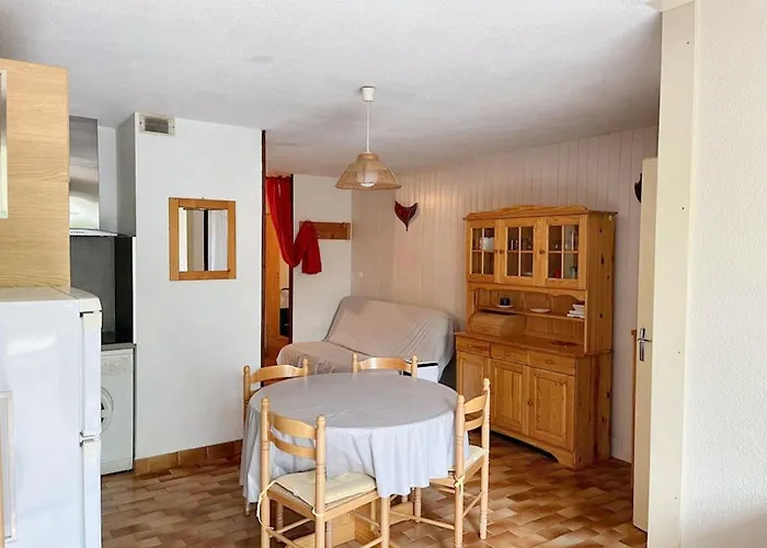 A / 35 M² / Piscine.